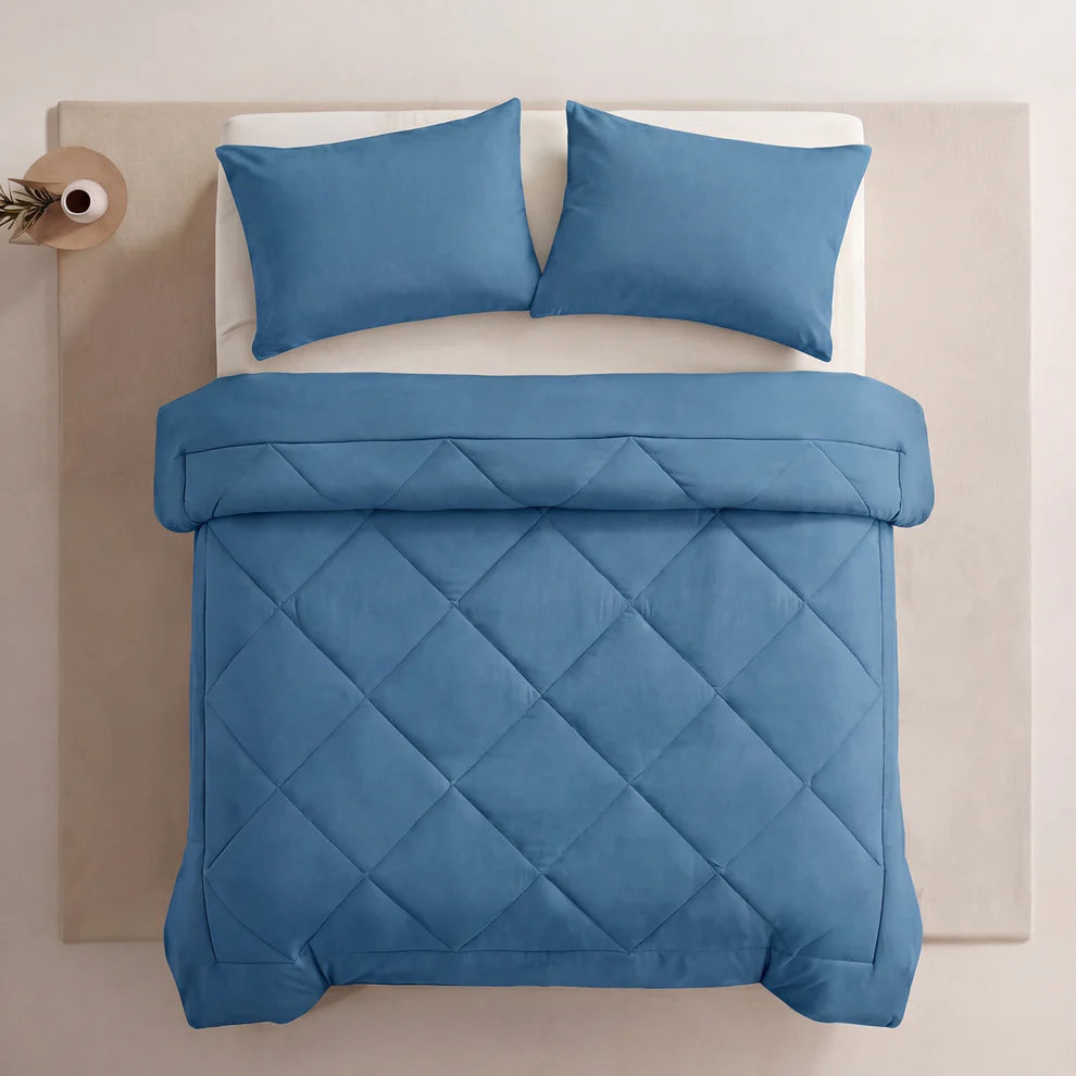 NuitDouce® Couverture - La couette 2-en-1 qui sèche vite et élimine le besoin de linge de lit.